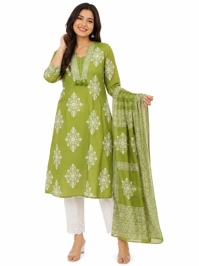[FG38] Elegant Floral Grace Suit Set (38)
